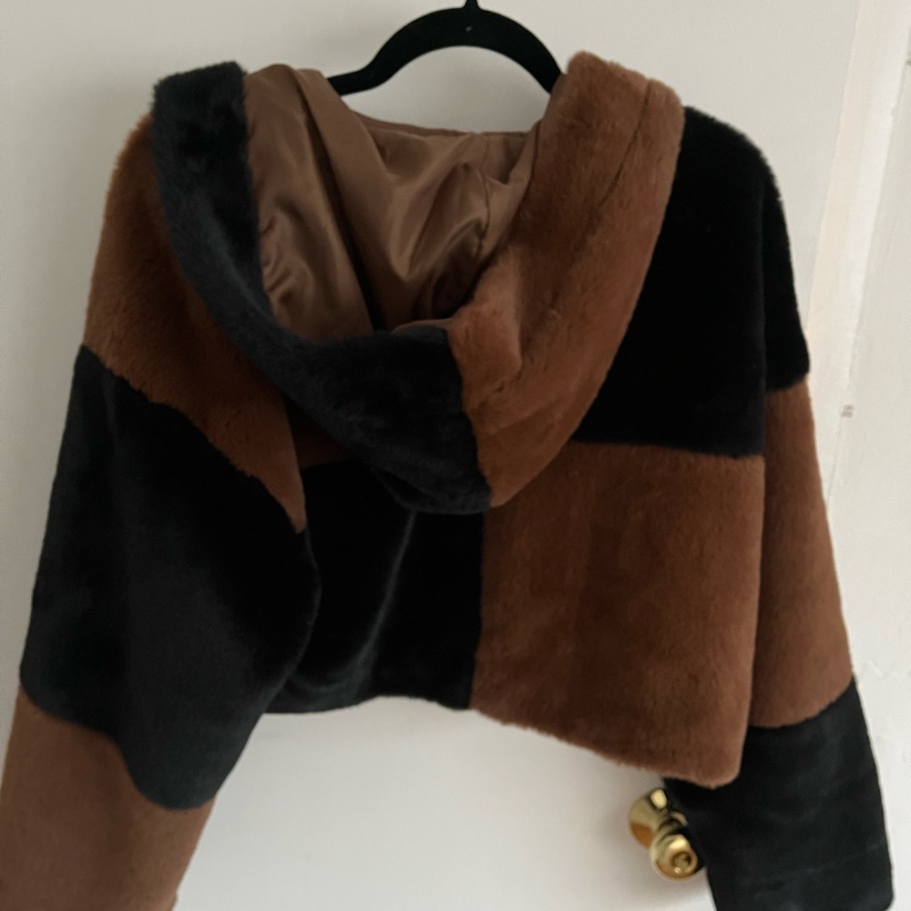 Brown cropped fur jacket
